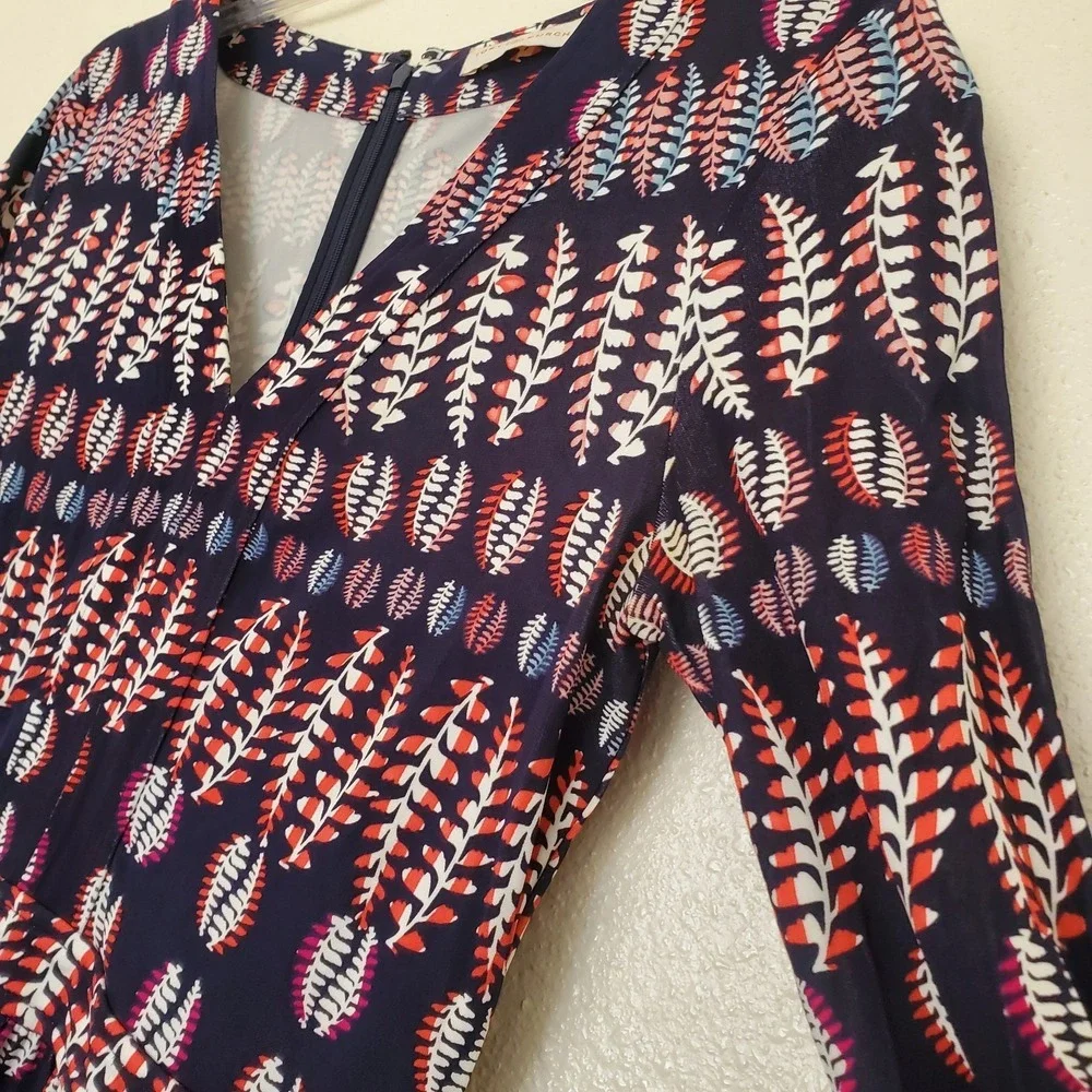 Tory Burch Navy Red Leaf Print V-Neck Long Sleeve Jersey Dress Small 51152494